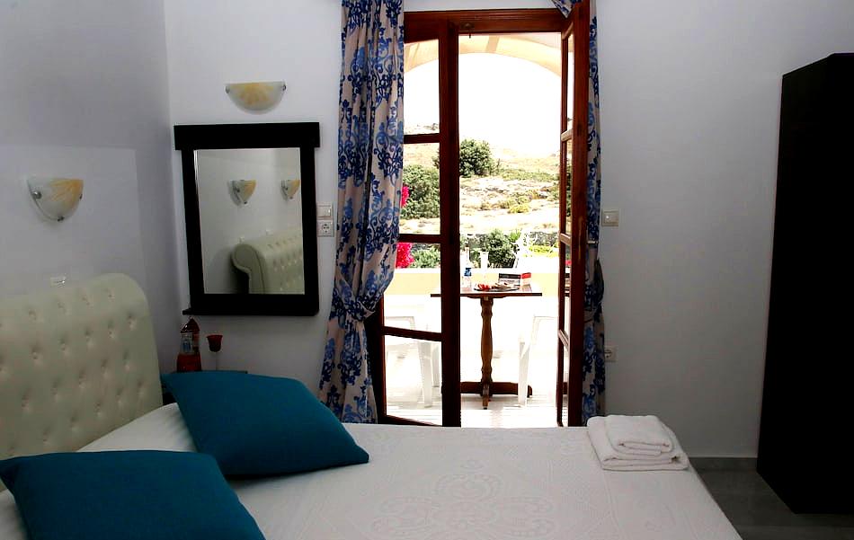 Naxos Cave Suites